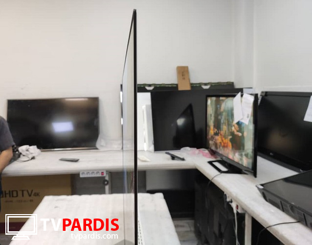 تعمیر تلویزیون OLED65C7 با ایراد روشن نمی شود